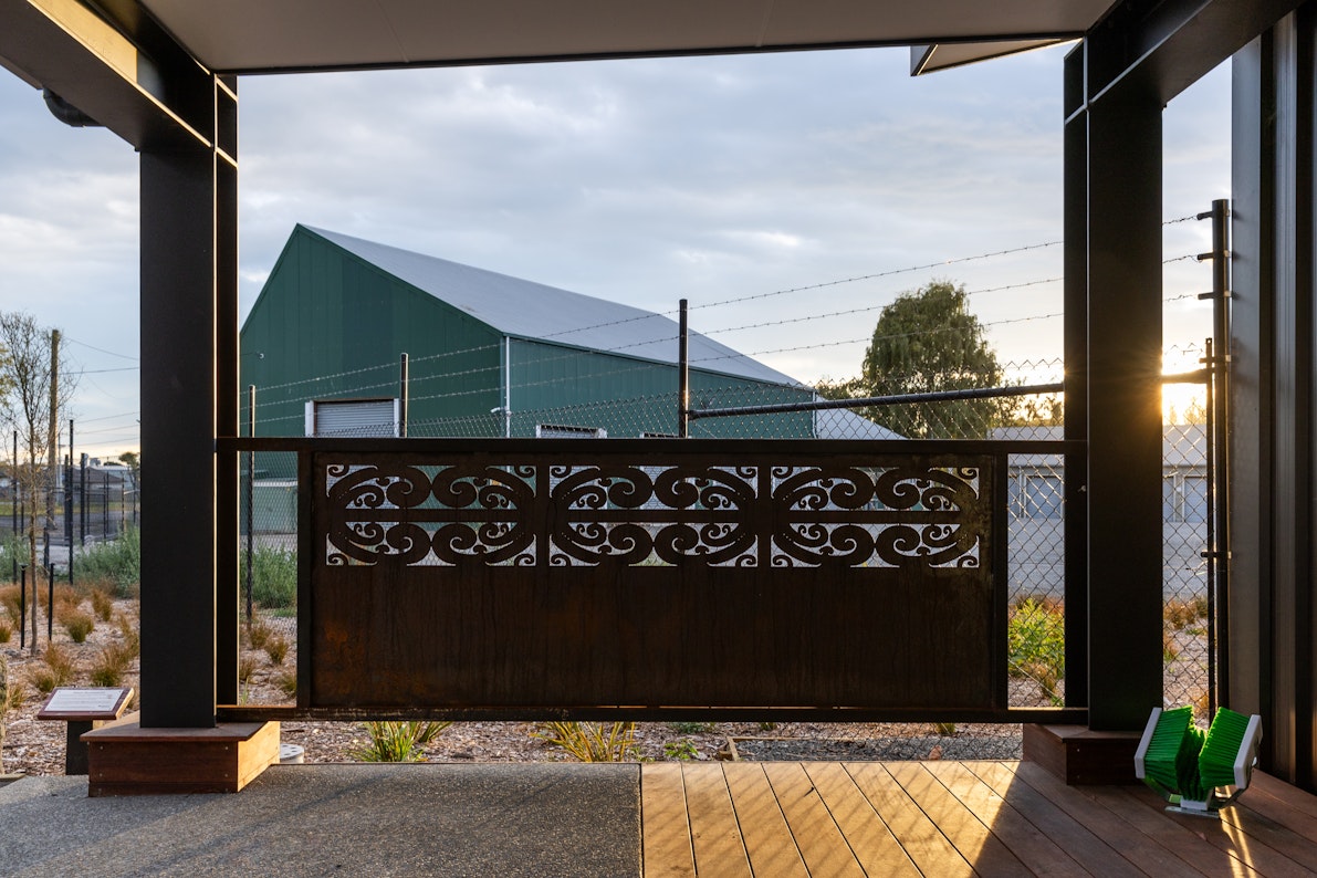 Purpose built office building ecan 26